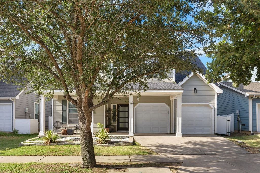 9918 Maple Drive, Providence Village