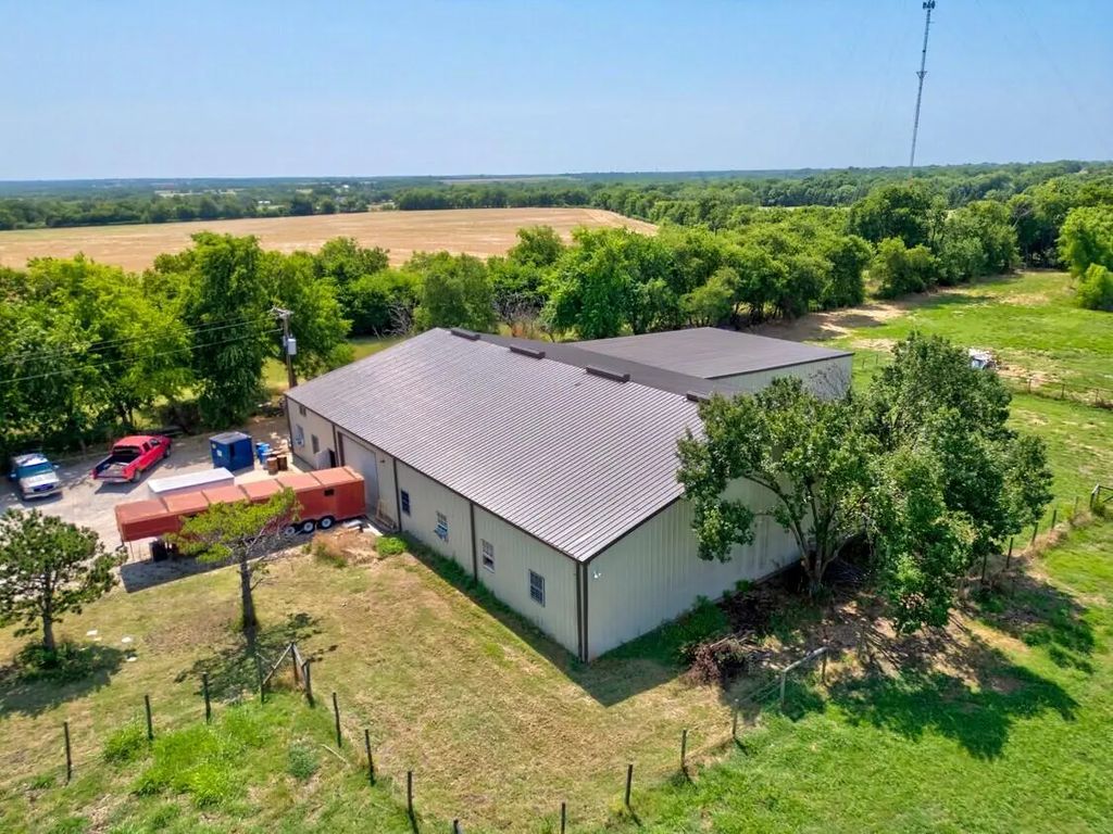 516 Stark Lane, Sherman