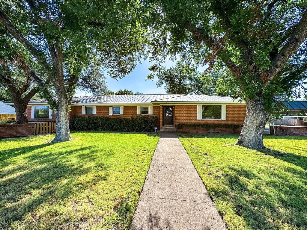 1102 N Avenue G, Haskell