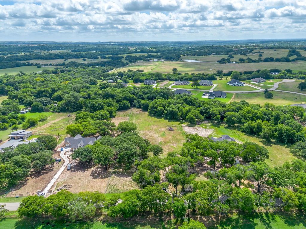 301 Dixon Road, Aledo
