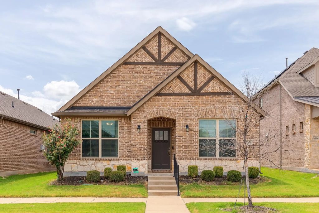 7308 Elm Grove Lane, Little Elm