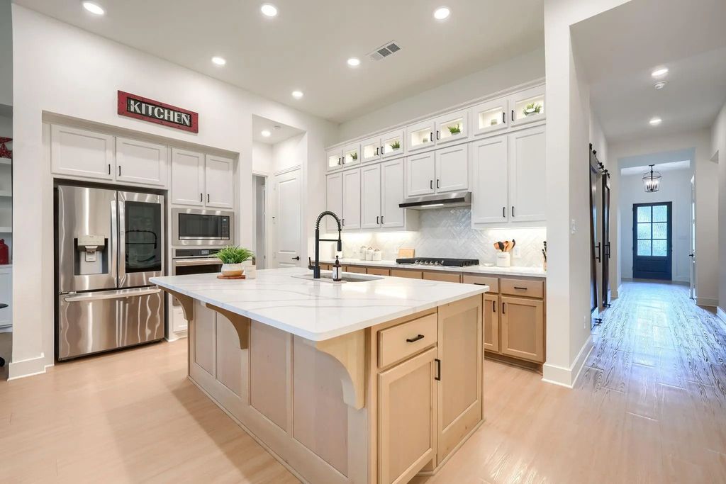 1930 Benedetto Way, McLendon Chisholm