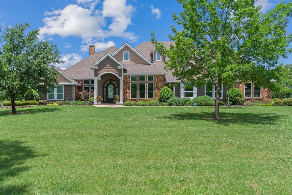 5811 County Road 4102, Kaufman