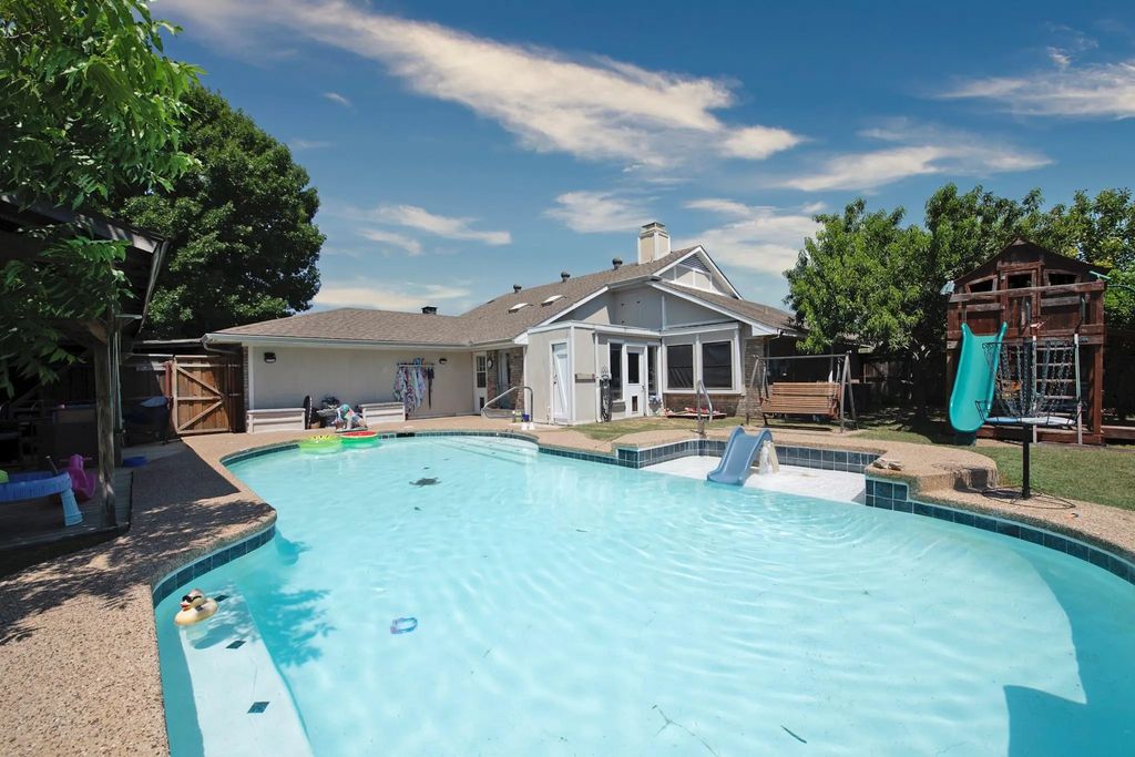 1214 Clearview Drive, Allen