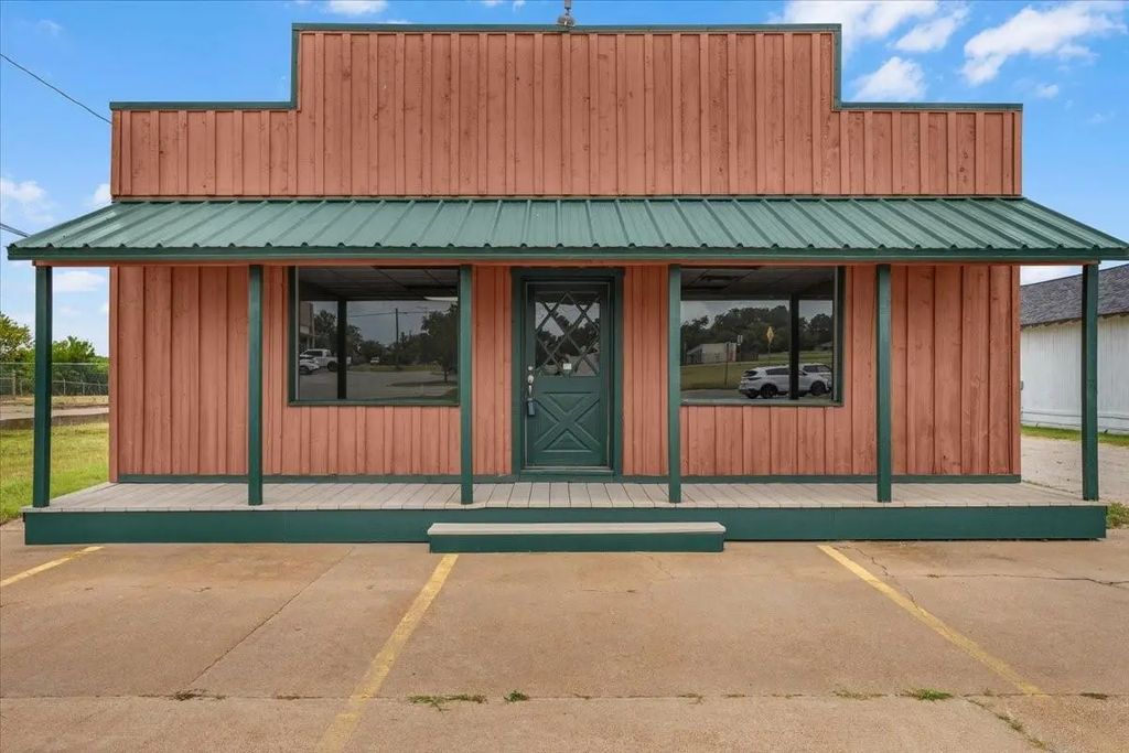 1214 Mineral Wells Highway, Weatherford