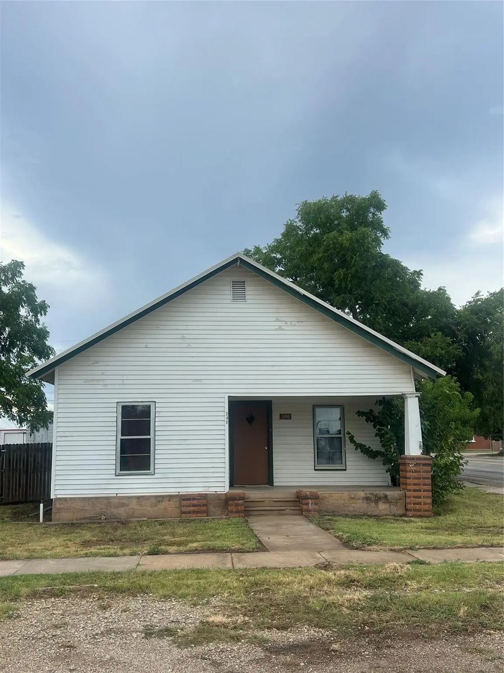 340 Walnut Street, Baird