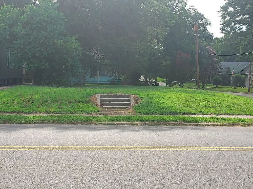 2029 Highland, Shreveport