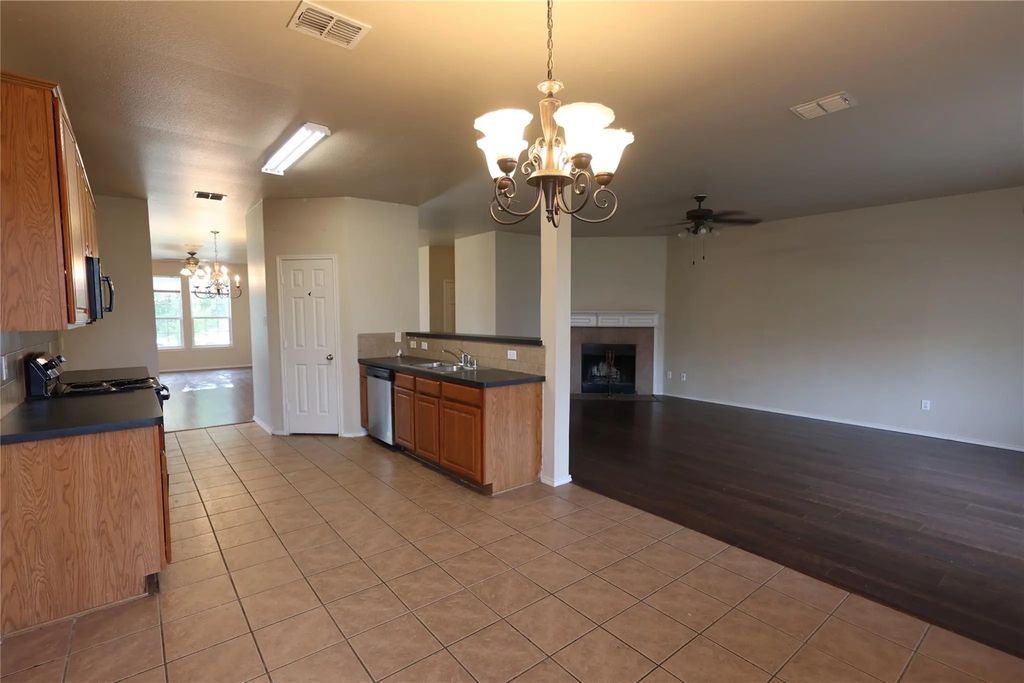 1411 Bankston Drive, Wylie