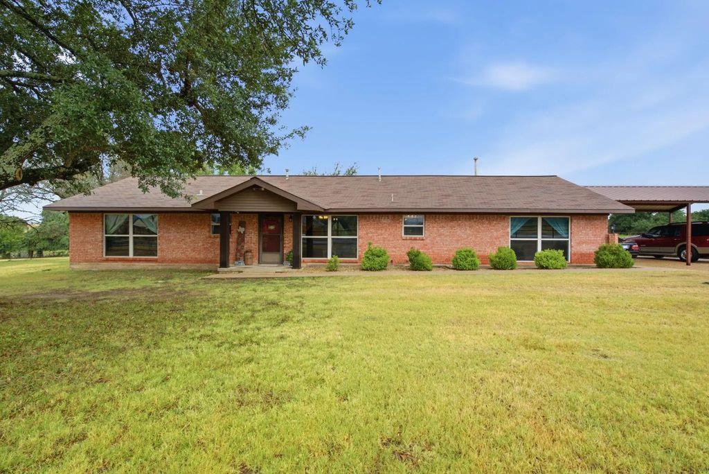 1670 Alexander Road, Stephenville
