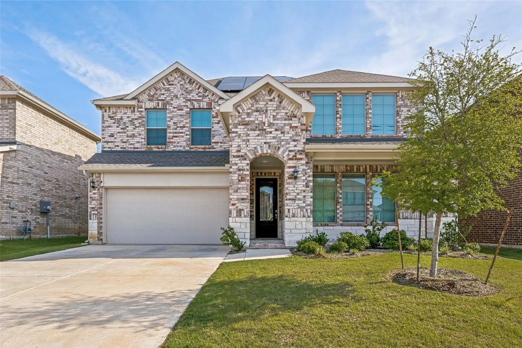 8153 Trudy Lane, Fort Worth