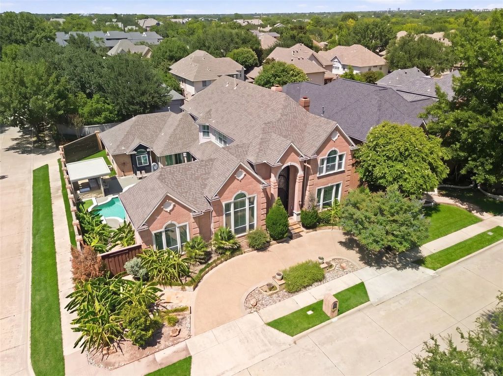 5103 Lincolnshire Court, Dallas