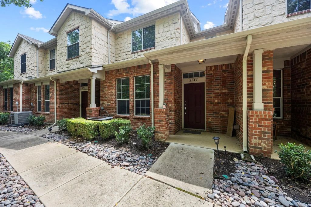2741 Olympic Park Drive, Grand Prairie