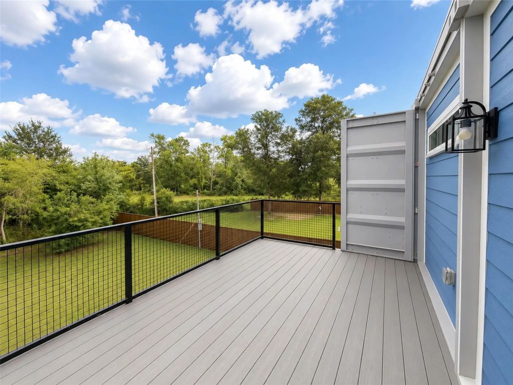 1224 Kennie Drive, Commerce