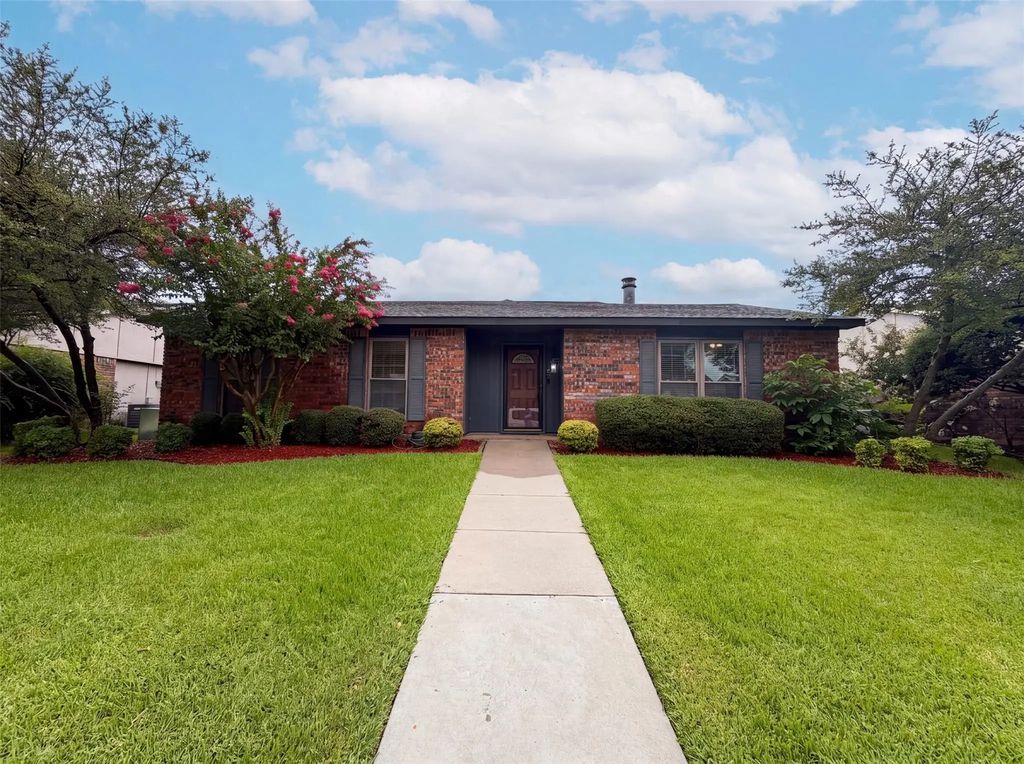 530 Shadowcrest Lane, Coppell