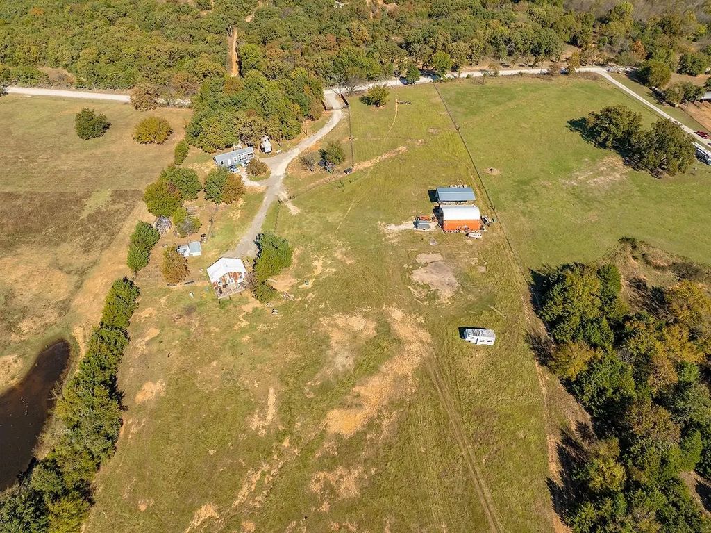 1696 County Road 222, Gainesville