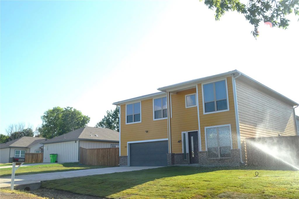 4480 County Road 895, Princeton