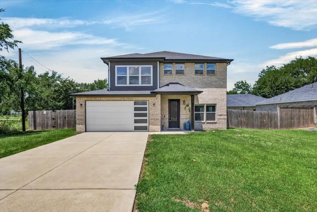 612 Kontiki Drive, Tool