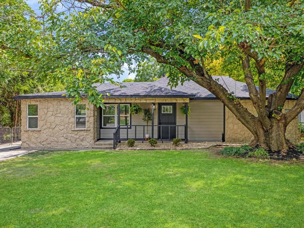 8837 Claiborn Street, Lakeside
