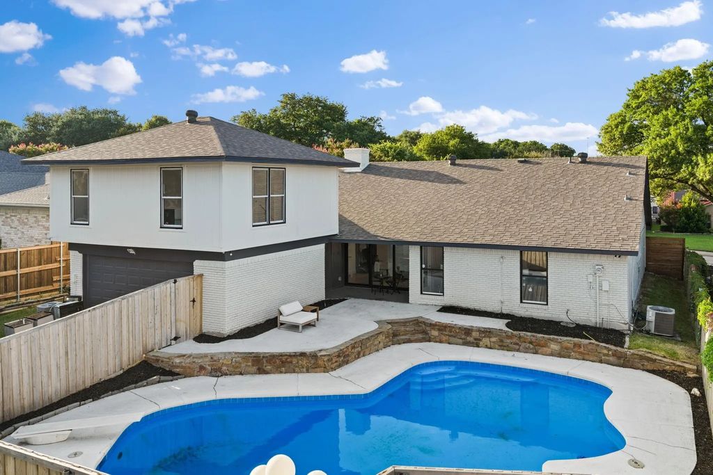 9648 Fallbrook Drive, Dallas