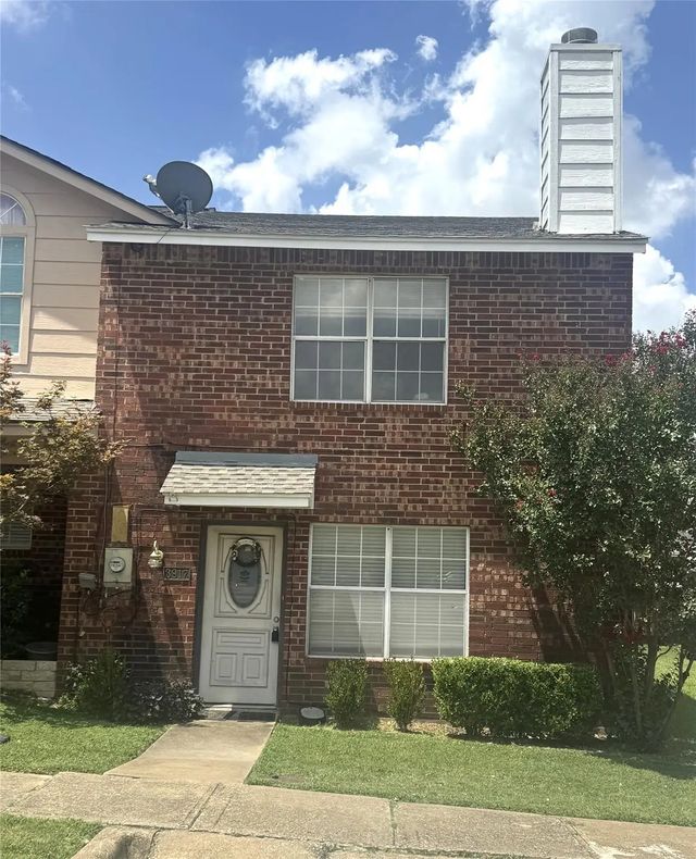 3917 Brandon Park Drive, Garland