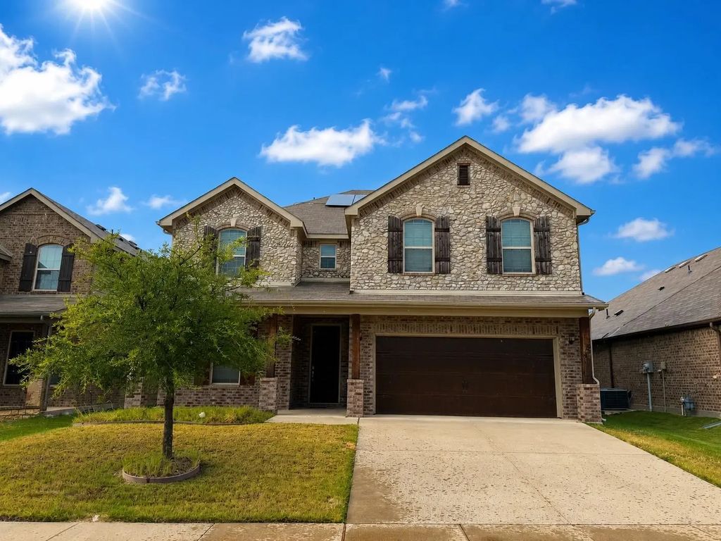 5604 Broad Bay Lane, Fort Worth