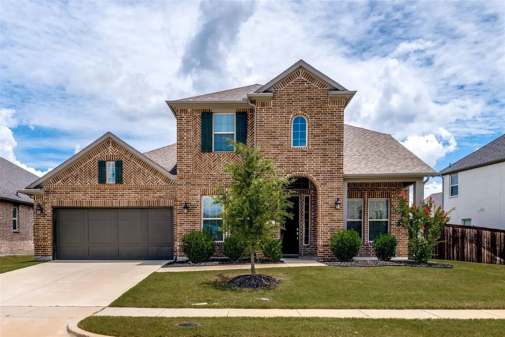 1109 Almond Drive, Forney