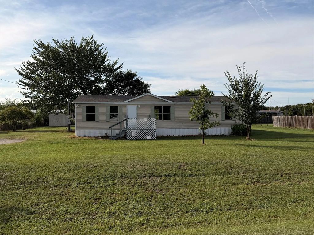 2517 Willow Oak Lane, Burleson