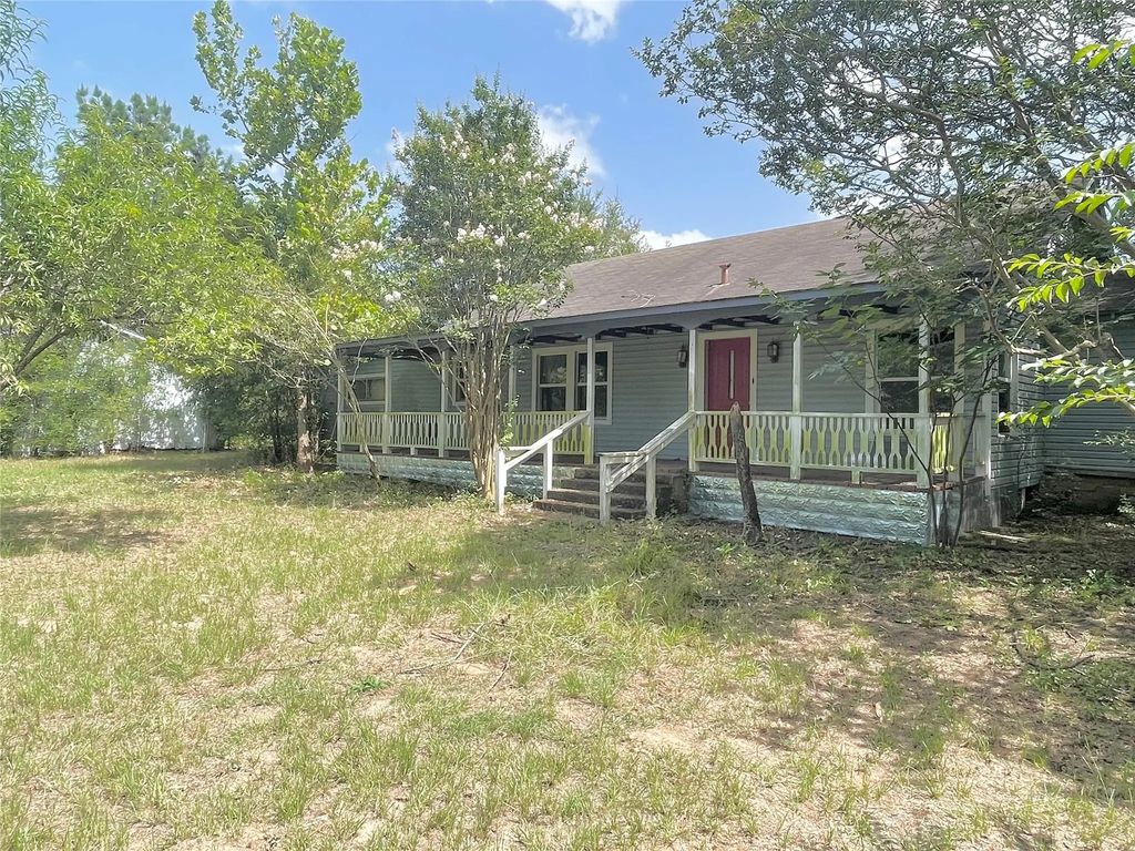 802 Gardner Drive, Palestine