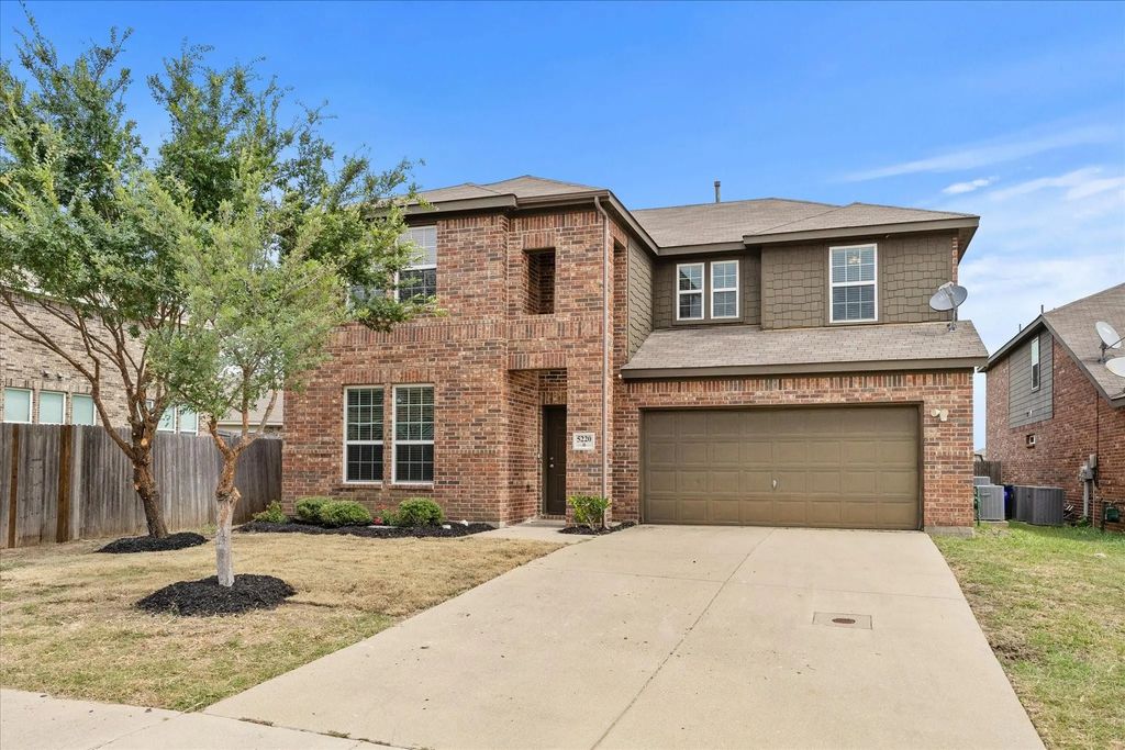 5220 Prairie Rose Drive, Forney