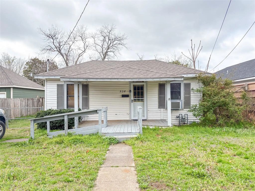 528 W Florence, Denison