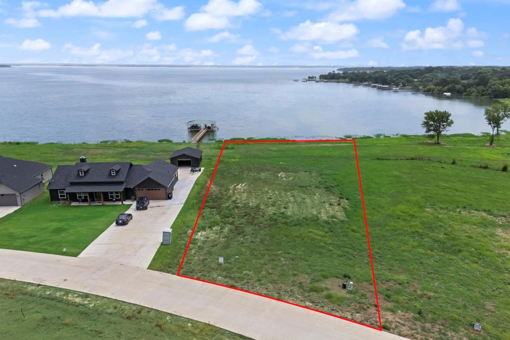 241 Caro Drive, West Tawakoni