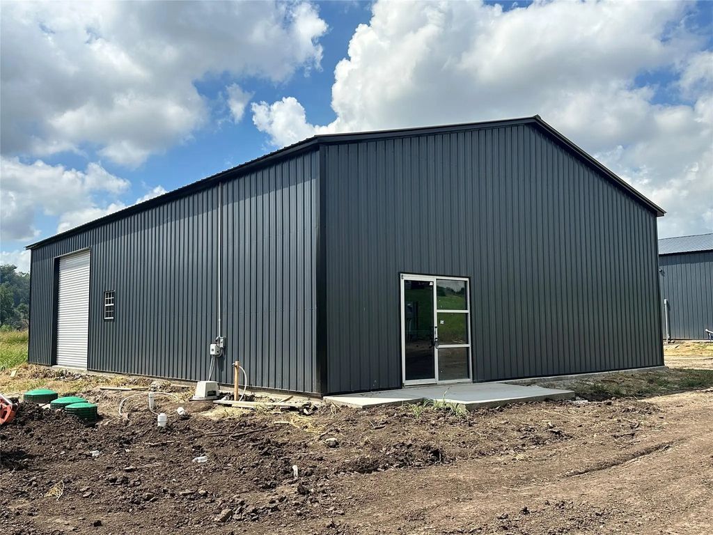 3821 Quanah Hill Road Bldg B, Weatherford