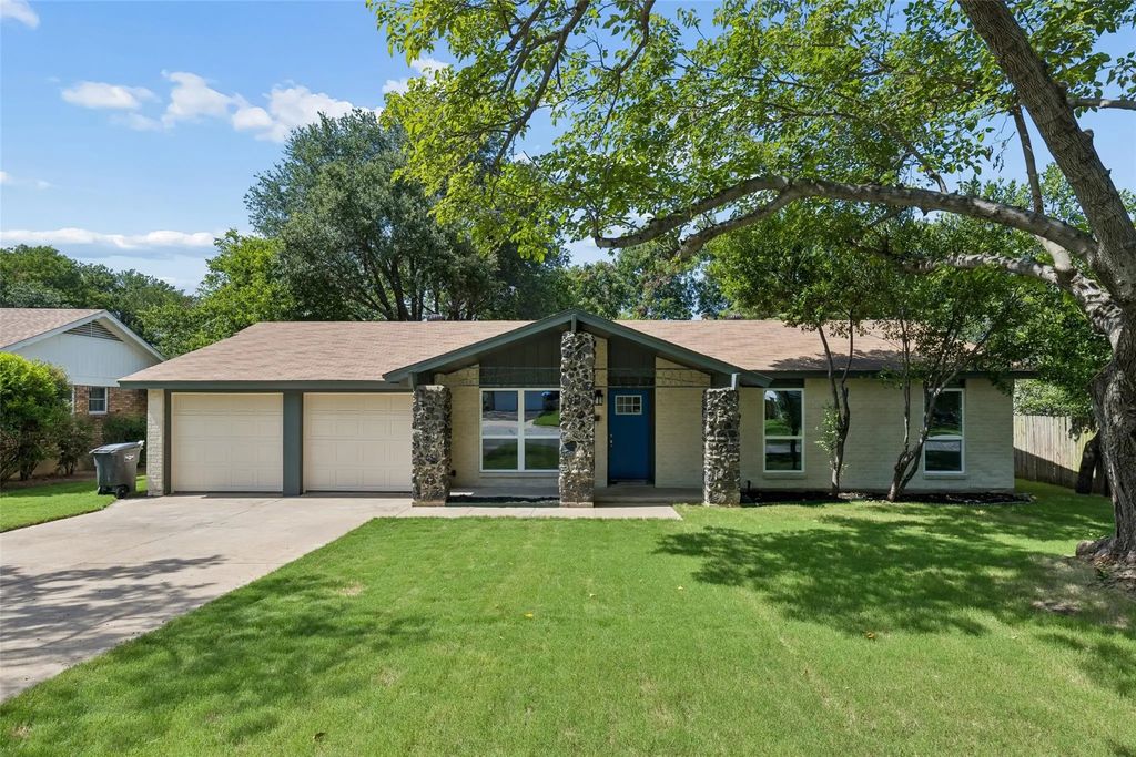 4725 Saint Lawrence Road, Fort Worth