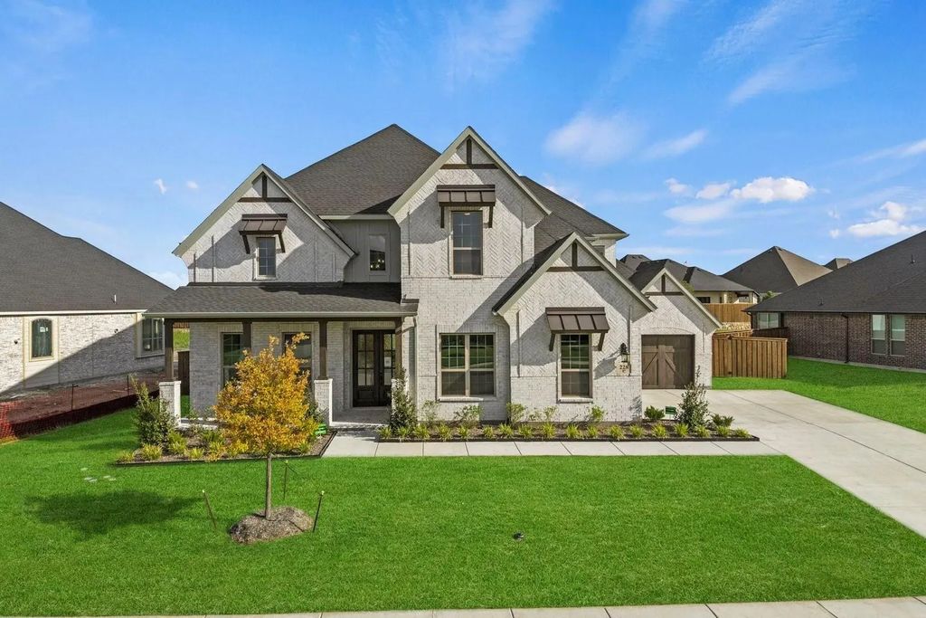 228 Pine Leaf Trail, Waxahachie