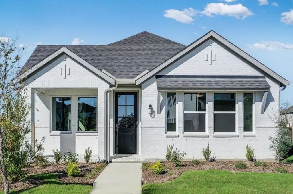 1124 Hyssop Drive, Celina