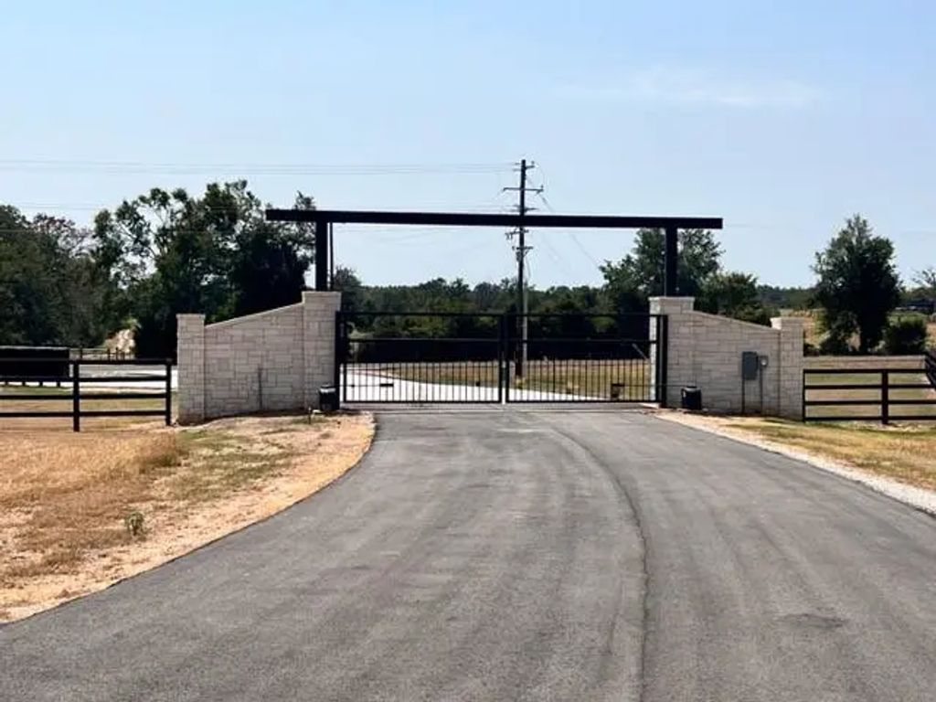 Lot 19 Fm 489 E, Fairfield