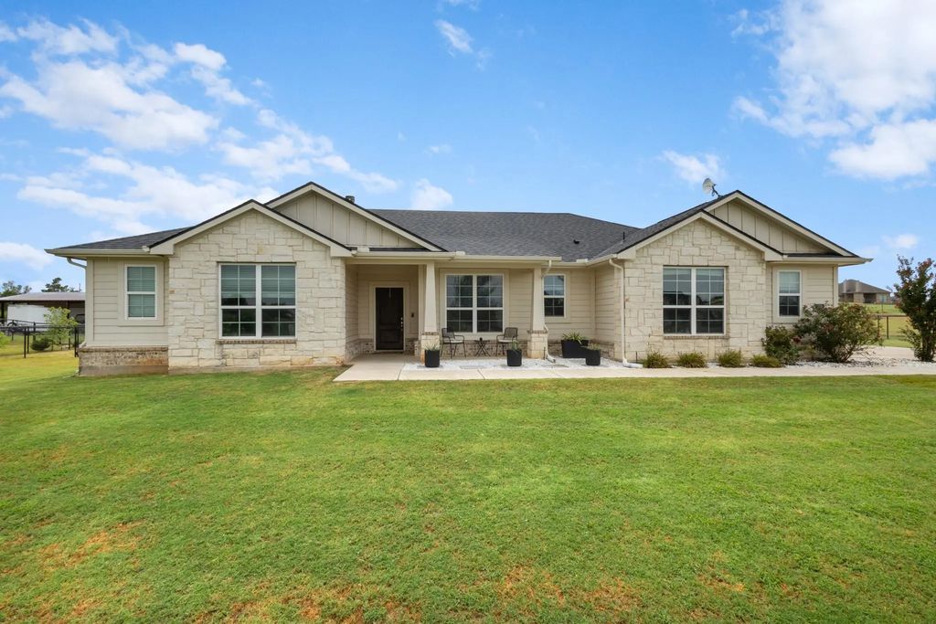 170 Spring Creek Circle, Paradise