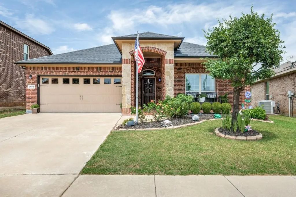 5103 Walsh Drive, Arlington