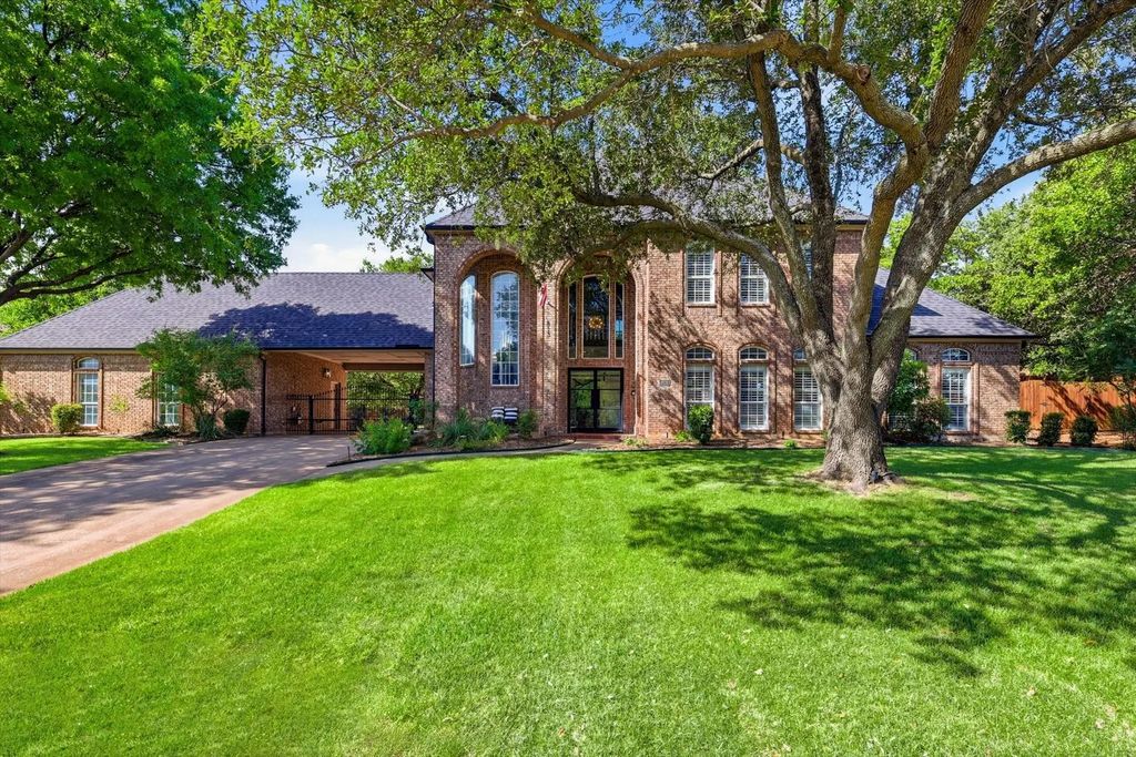 813 Pearl Drive, Southlake