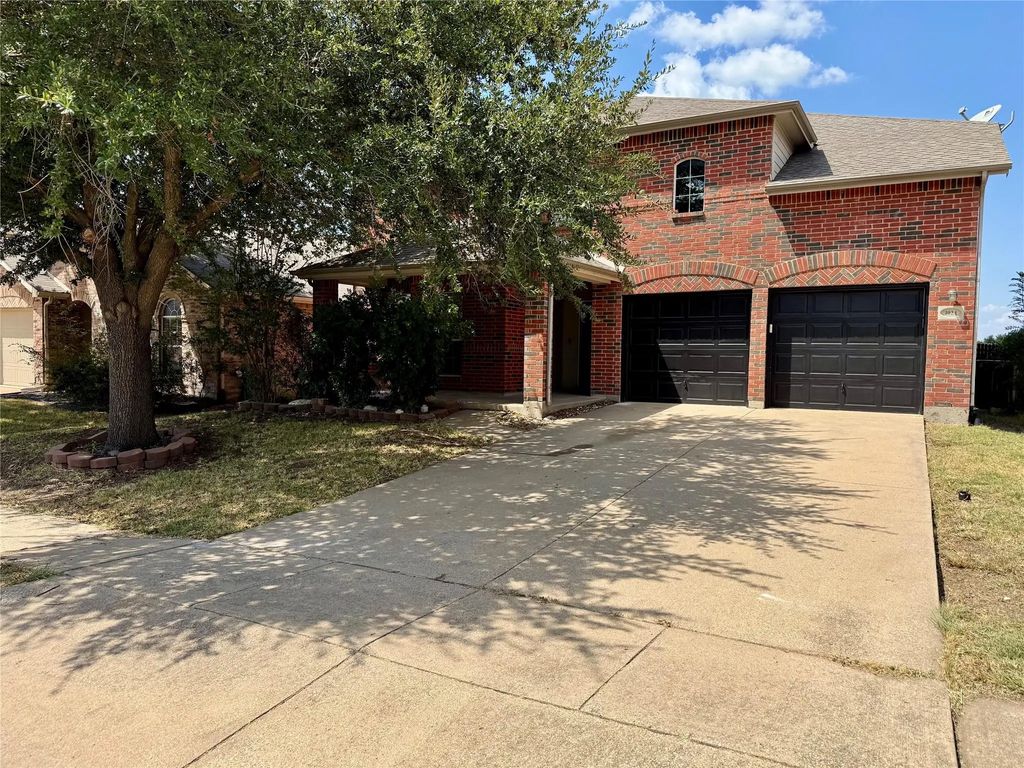 1024 Grimes Drive, Forney