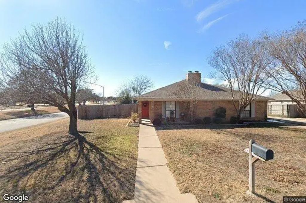 7464 Queensbury Circle, Fort Worth
