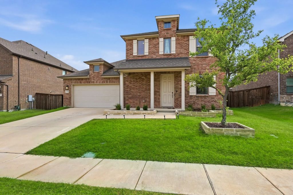 1728 Pegasus Drive, Forney
