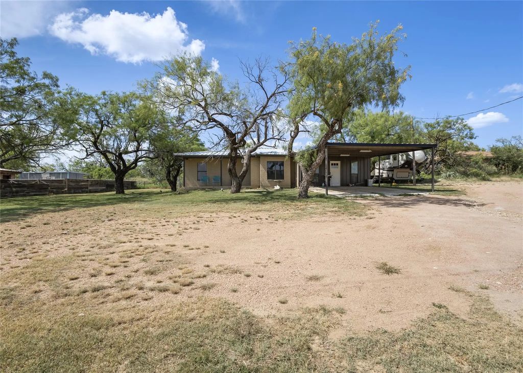 1600 County Road 334, Gouldbusk