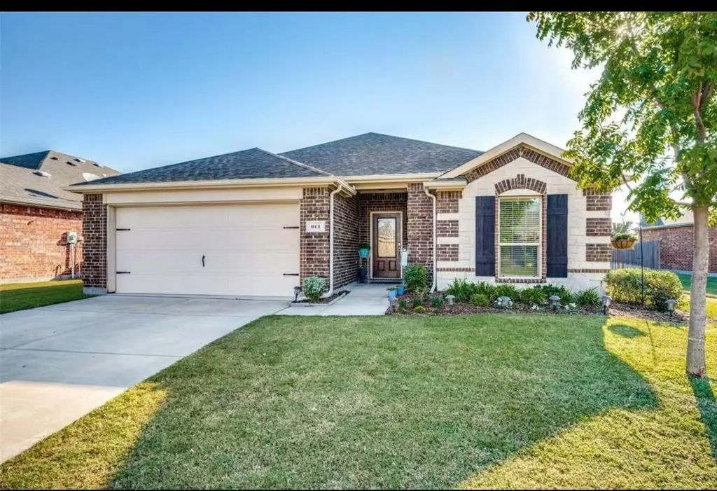 911 Westmoreland Drive, Prosper