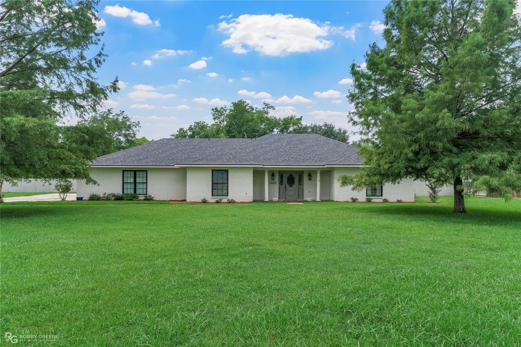 5404 Coach Road, Bossier City