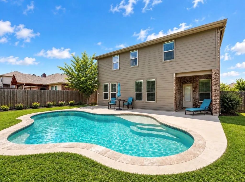 12532 Autumn Leaves Trail, Fort Worth