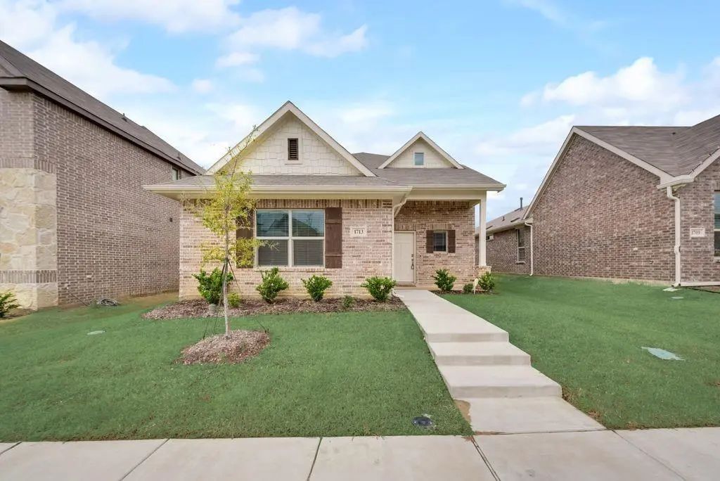 1713 Wayne Lane, Celina