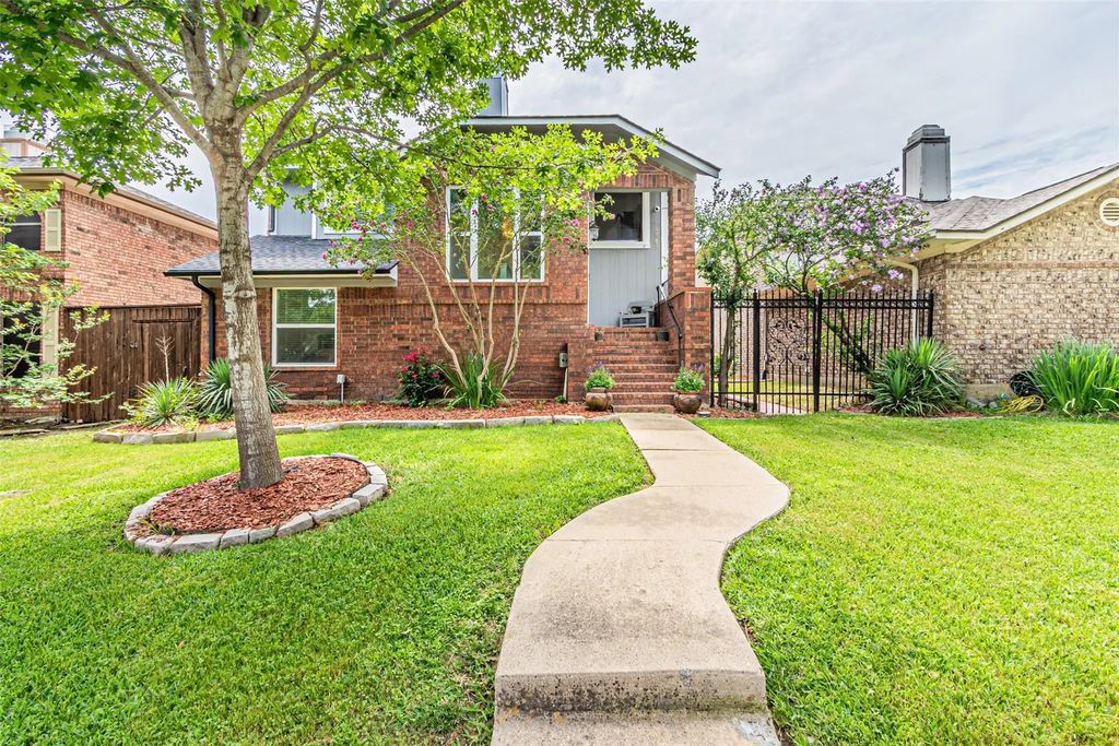 2903 Golden Gate Court, Carrollton
