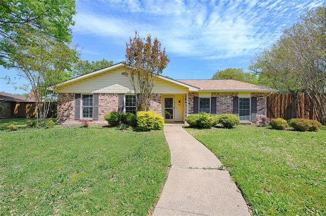 6536 Mesquite Trail, Plano