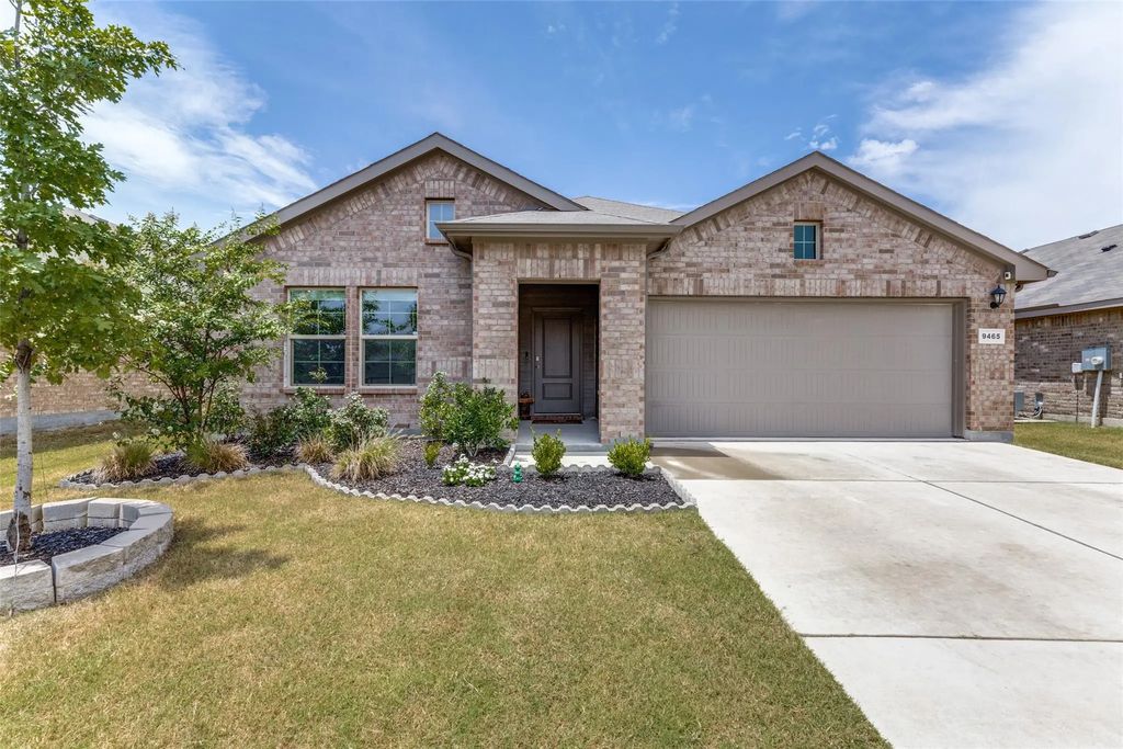 9465 Doverglen Drive, Fort Worth
